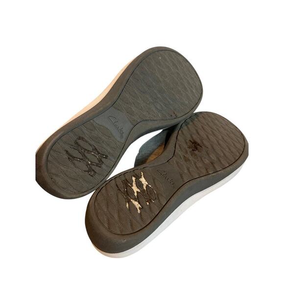 Clarks Size 6 Gray Arla Kaylie Comfort Flip Flop Sandals Beach Walking Vacation - Picture 11 of 12